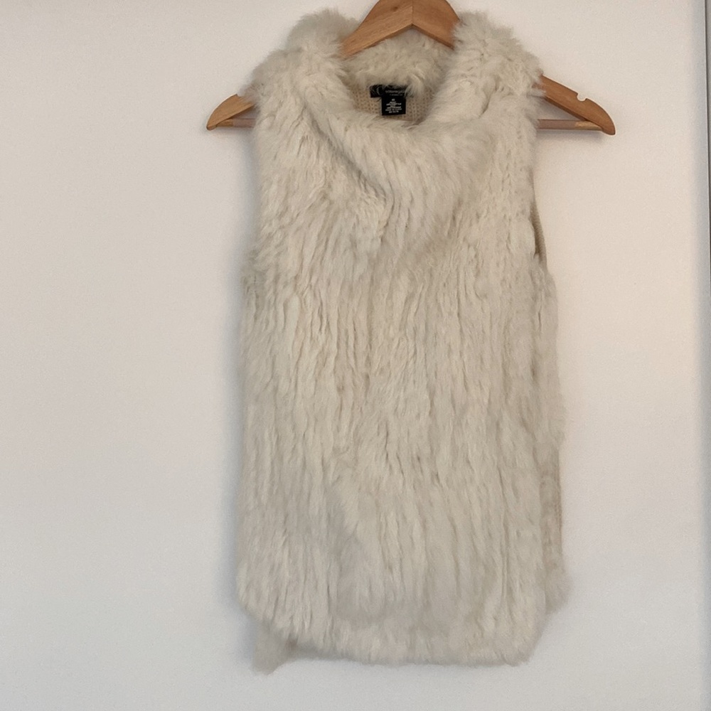 Bloomingdale’s white rabbit fur vest Sz XS